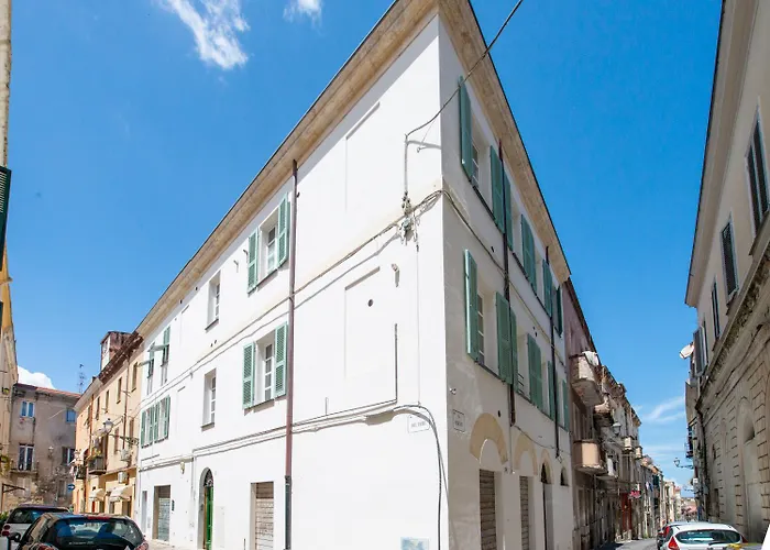 Tola Raffinato In Centro Apartament